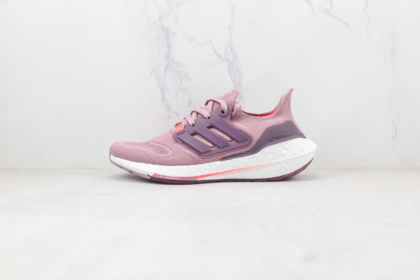 Adidas UltraBoost 22 Magic Mauve 