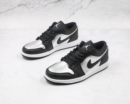 Jordan 1 Low Nero Argento Metallizzato 