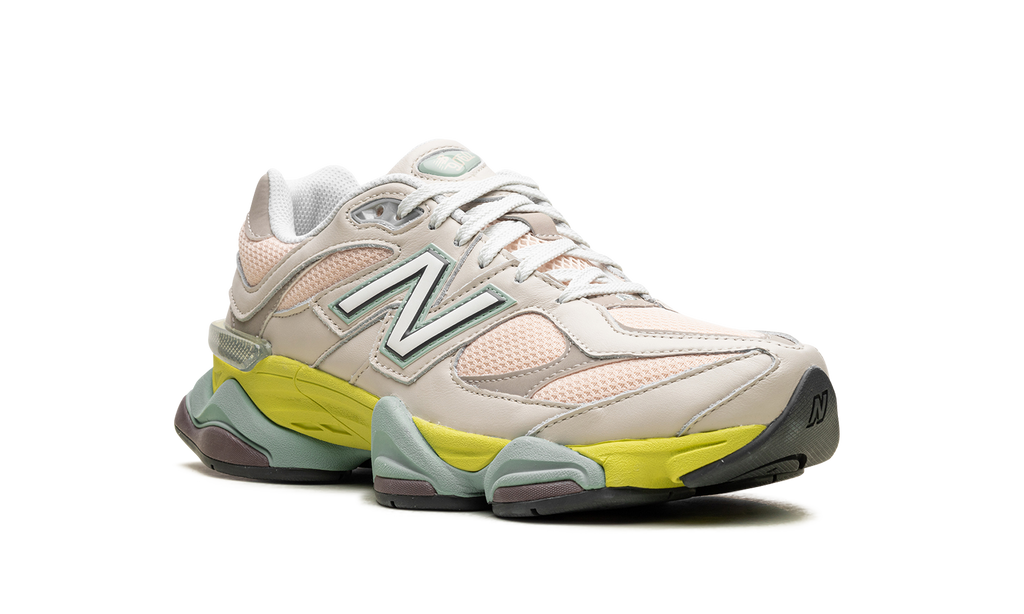 New Balance 9060 Moonbeam