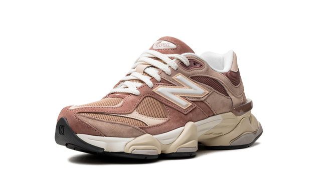 New Balance 9060 Sparrow