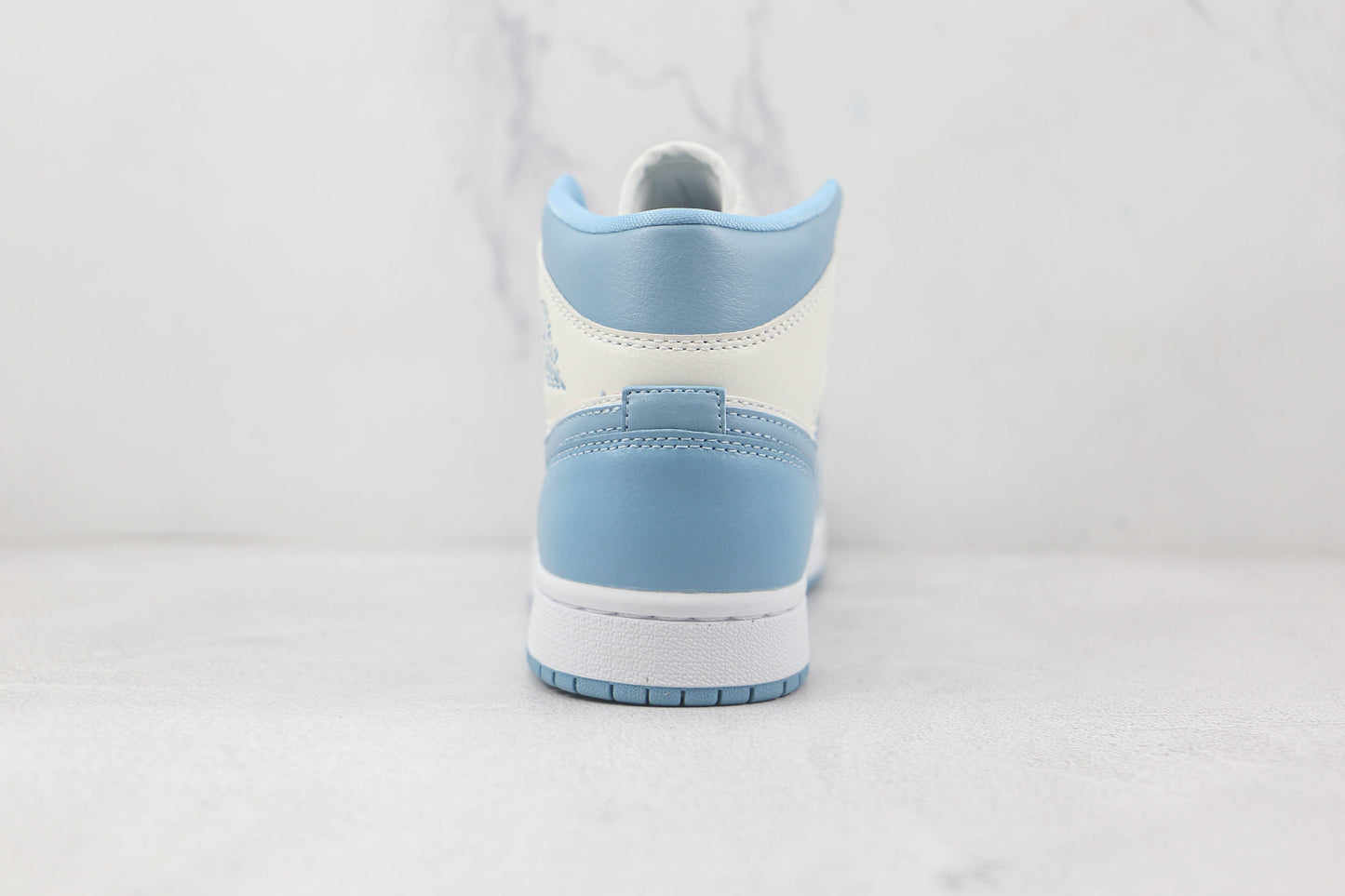 Jordan 1 Mid UNC 