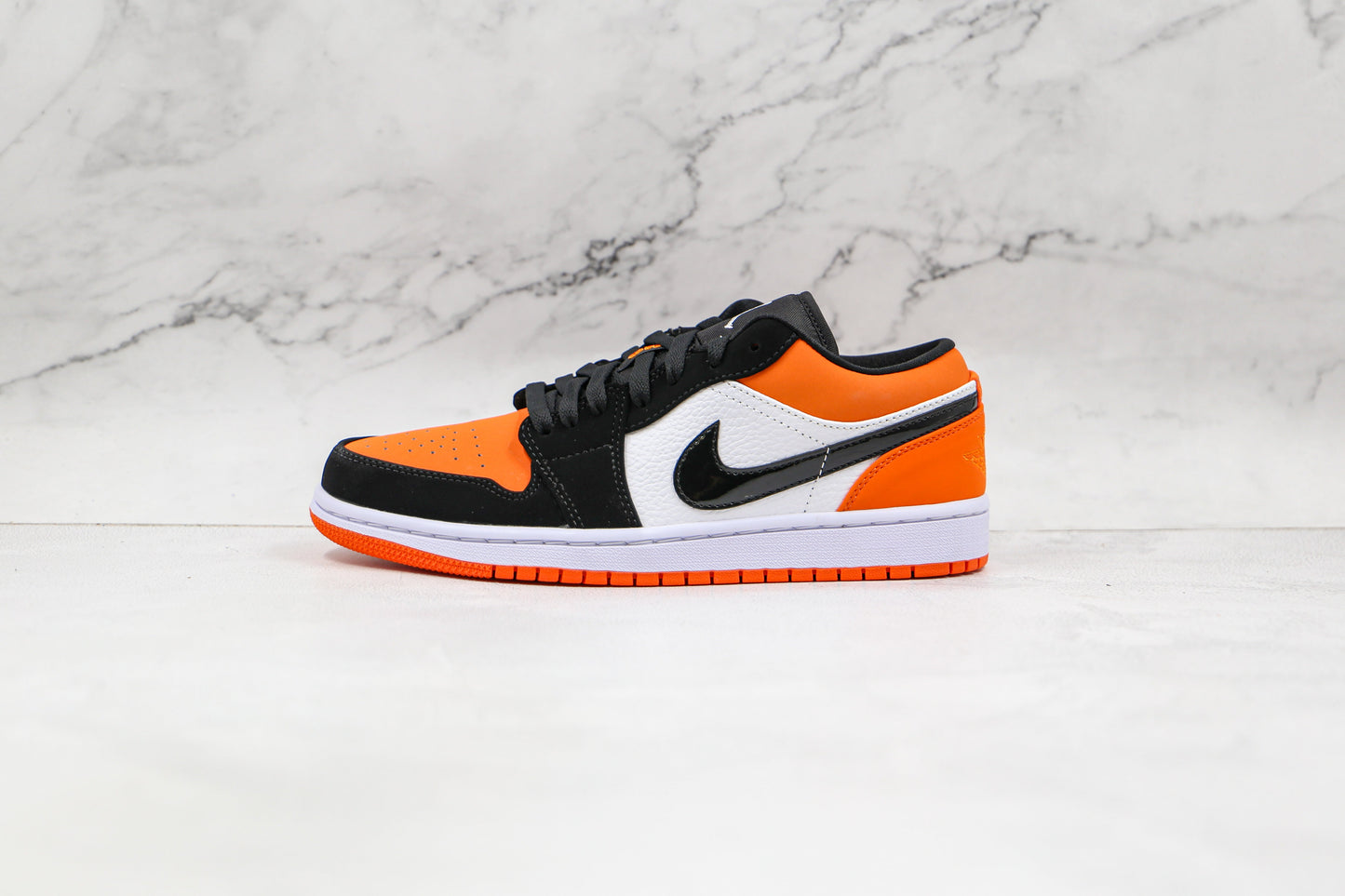 Jordan 1 Low tabellone rotto 