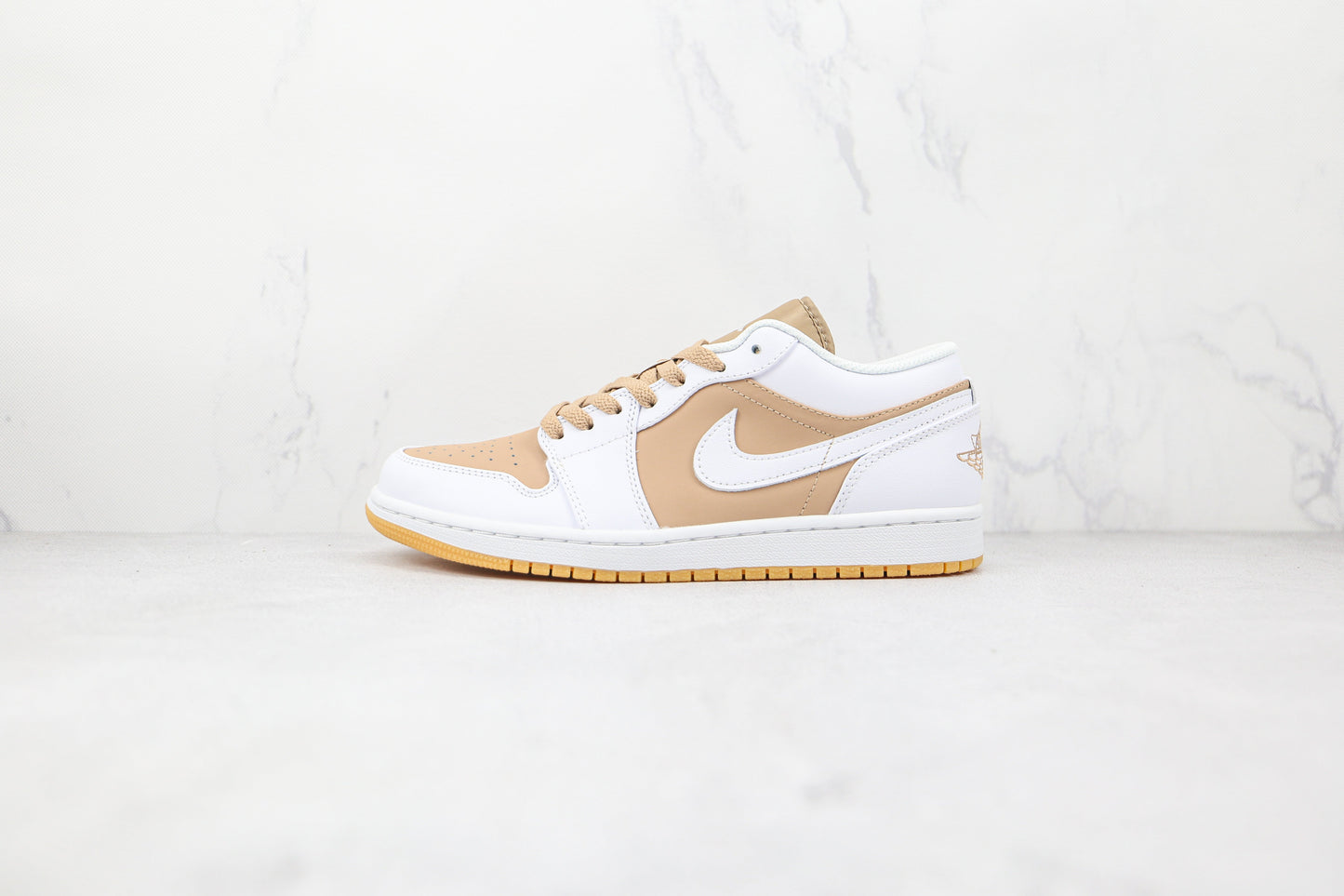 Jordan 1 Low Canapa Bianco