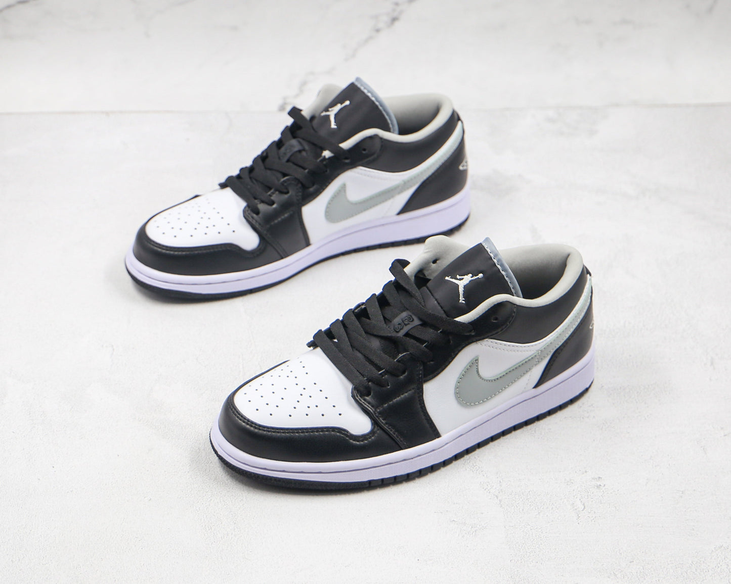 Jordan 1 Low Schwarz Weiß Grau