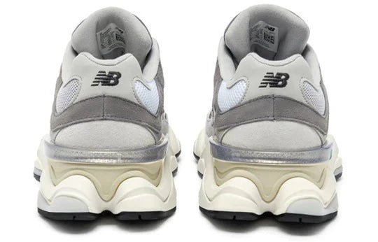 New Balance 9060 Grigio nuvola pioggia 