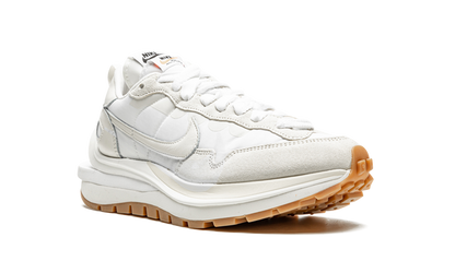 Nike Vaporwaffle Sacai Sail Gum