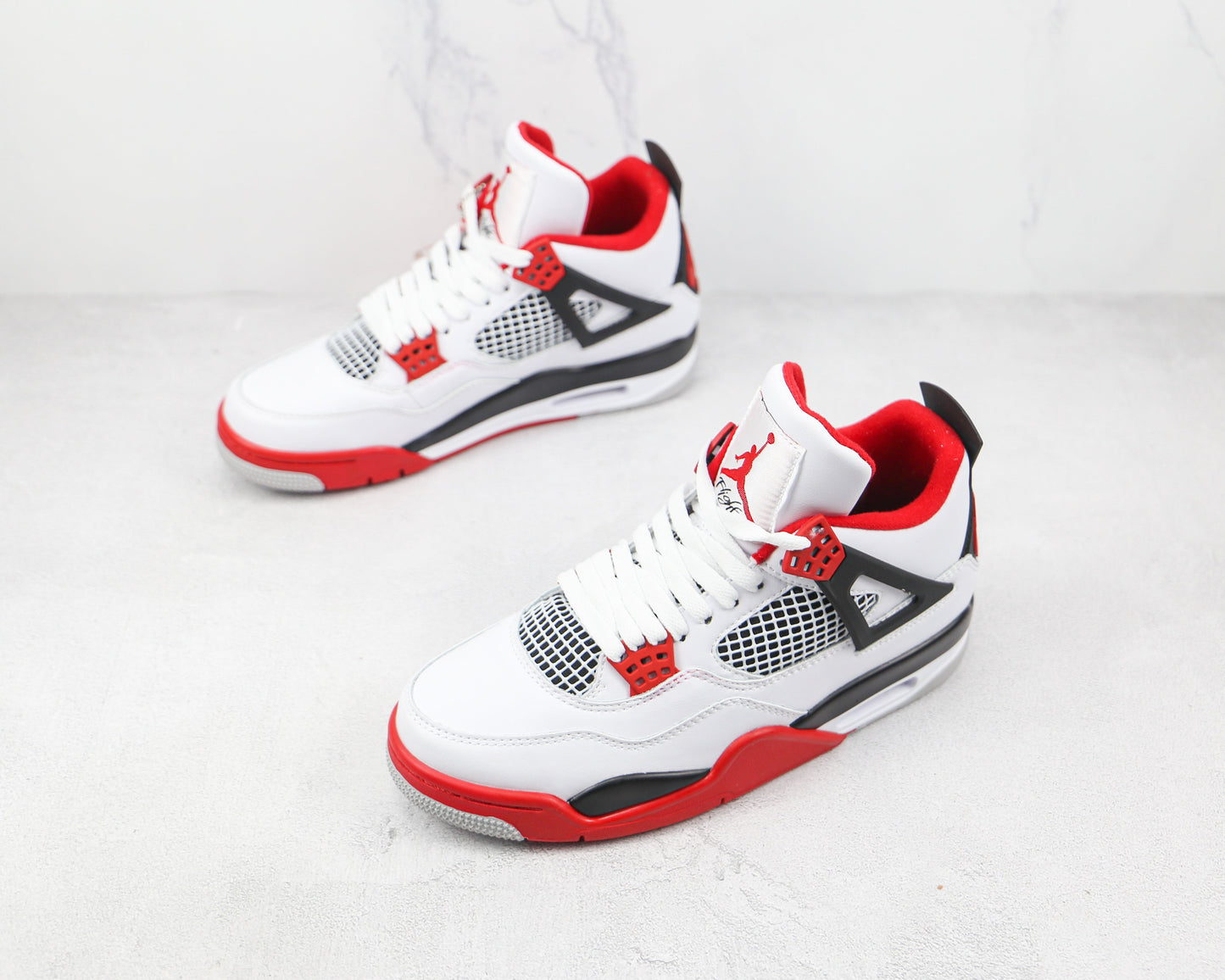 Jordan 4 Retro Feuerrot