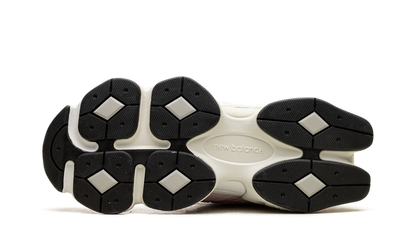 New Balance 9060 Rose Sugar Angora