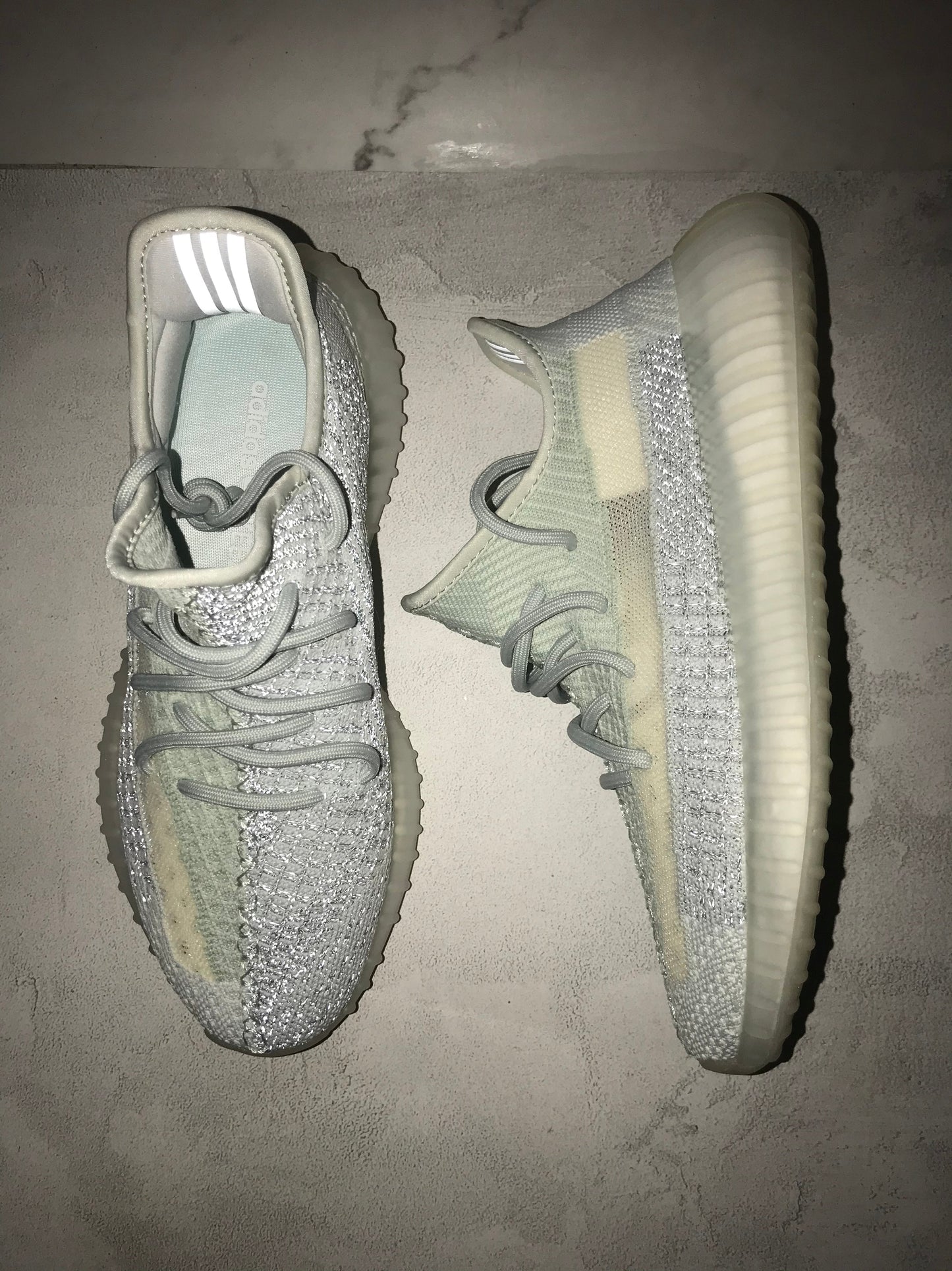 Adidas Yeezy Boost 350 V2 Bianco nuvola (riflettente) 