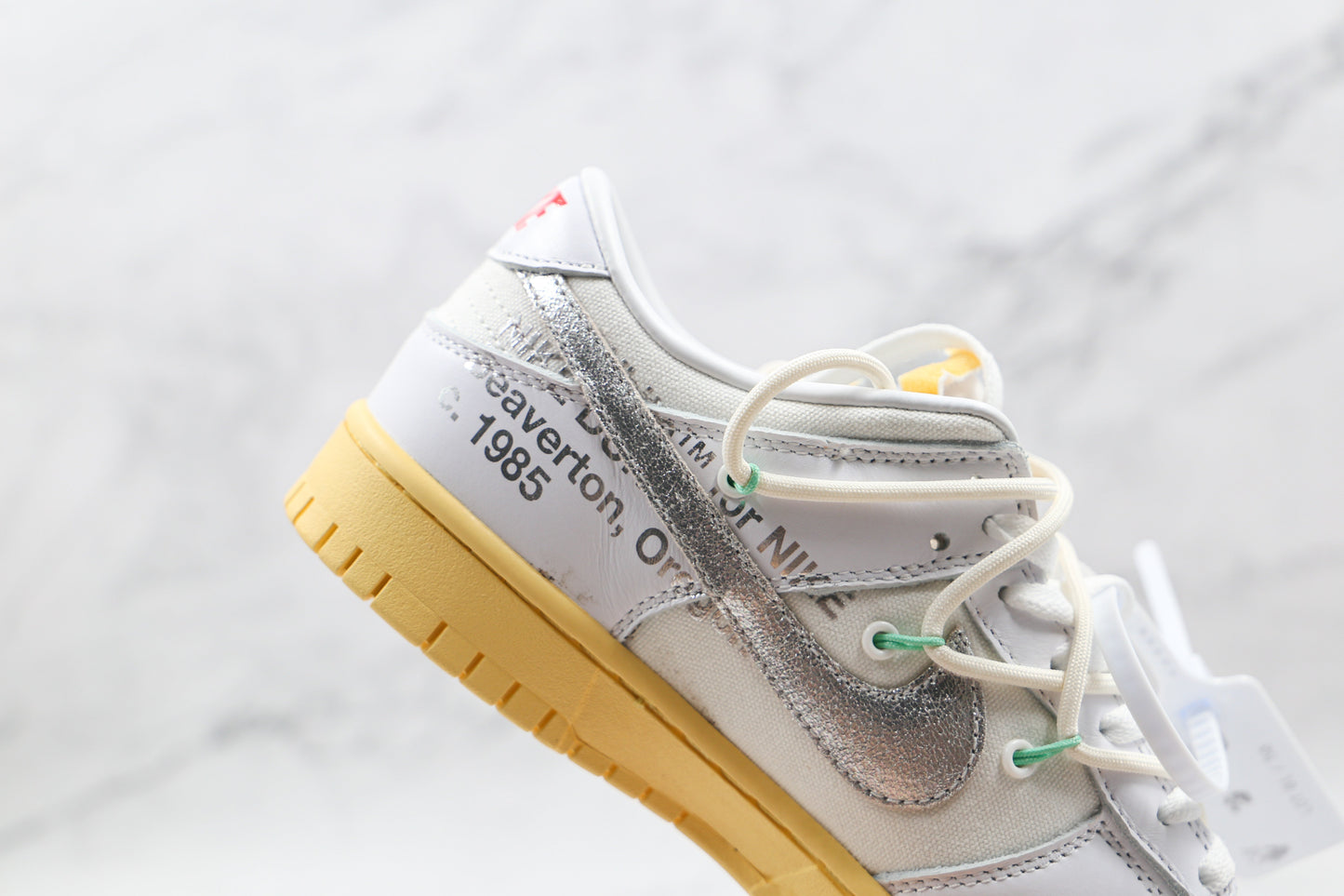 Nike Dunk Low Off White Los 01:50