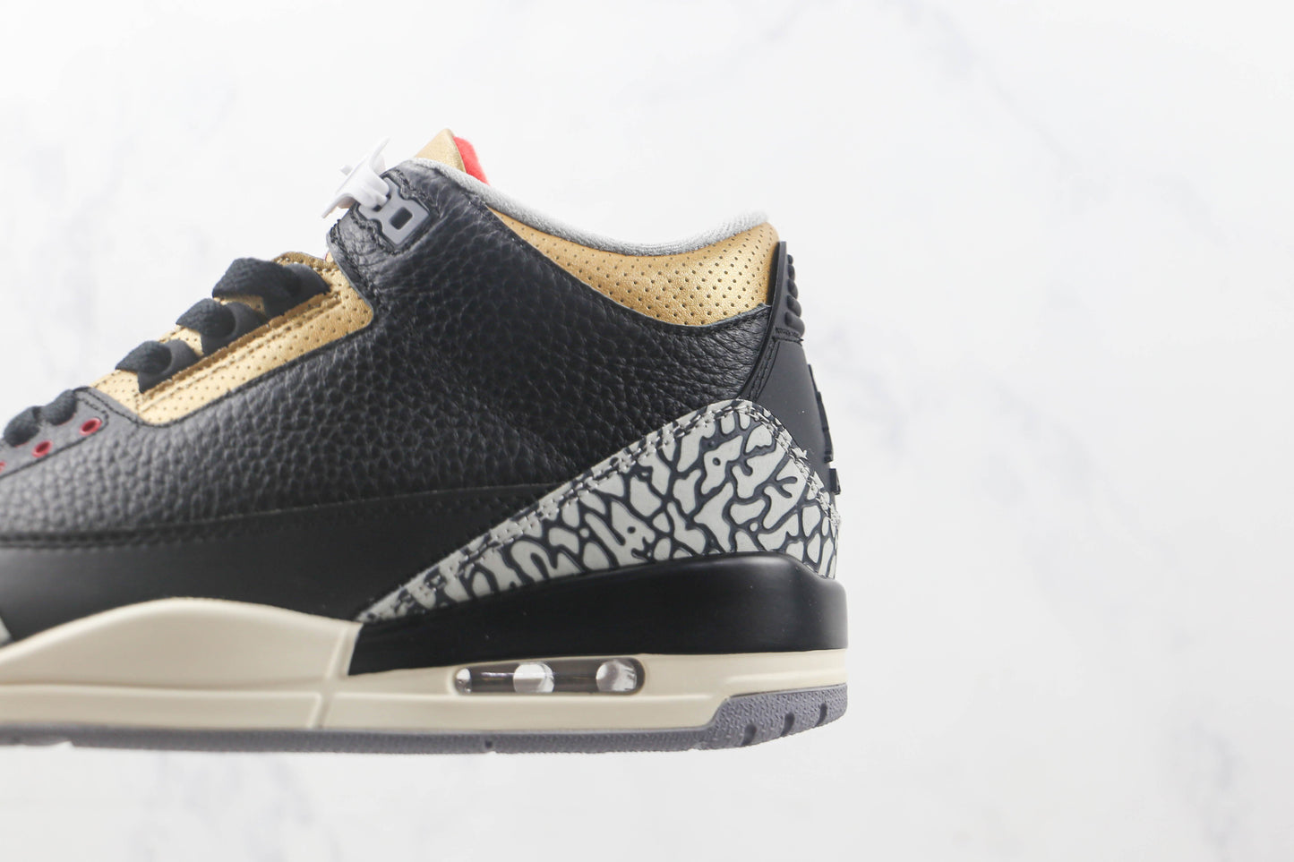 Jordan 3 Retro Zementgold