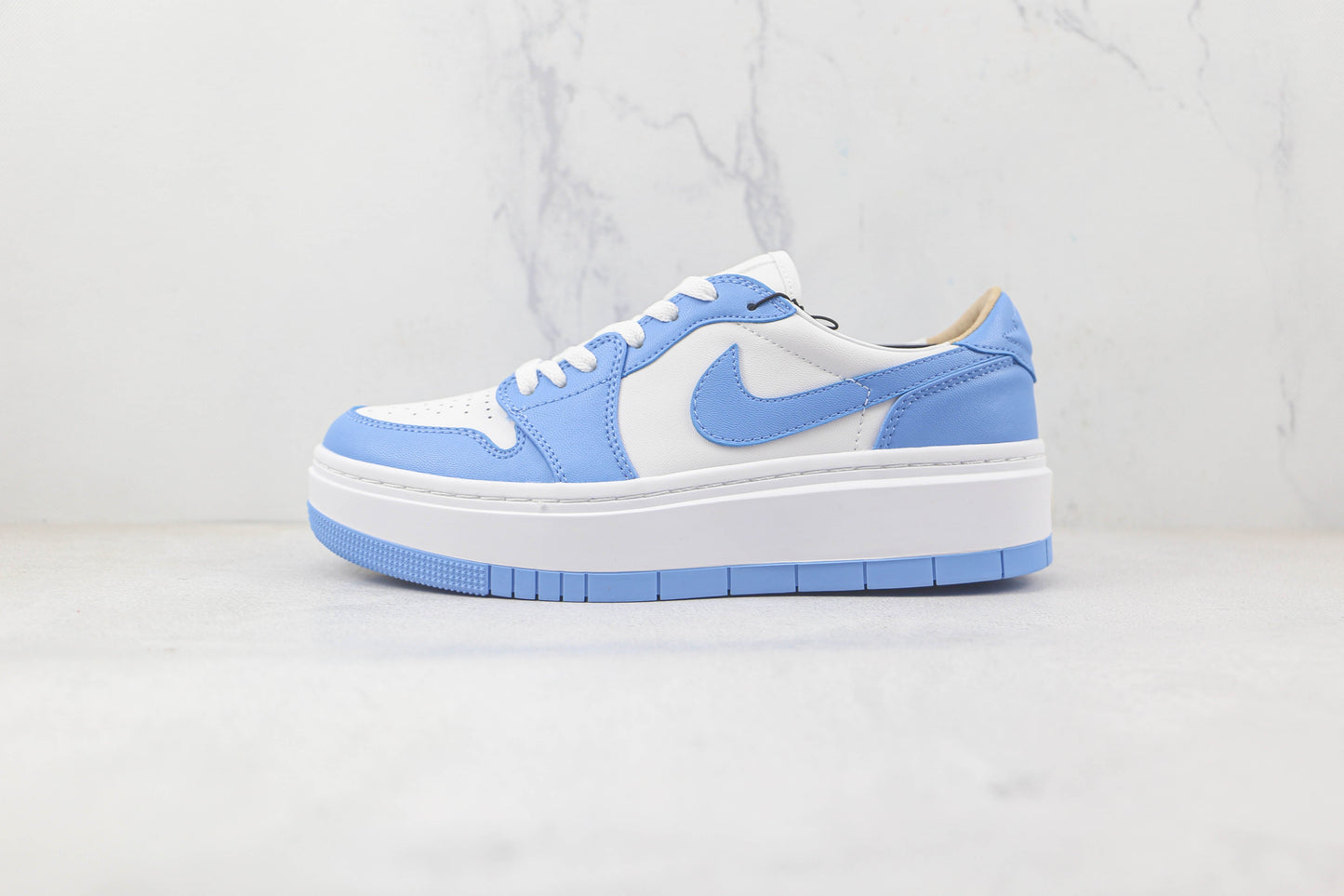 Jordan 1 Elevate Bassa UNC 