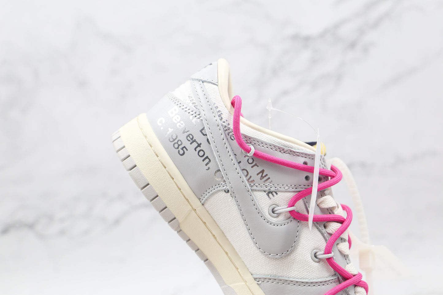 Nike Dunk Low Off White Los 30:50