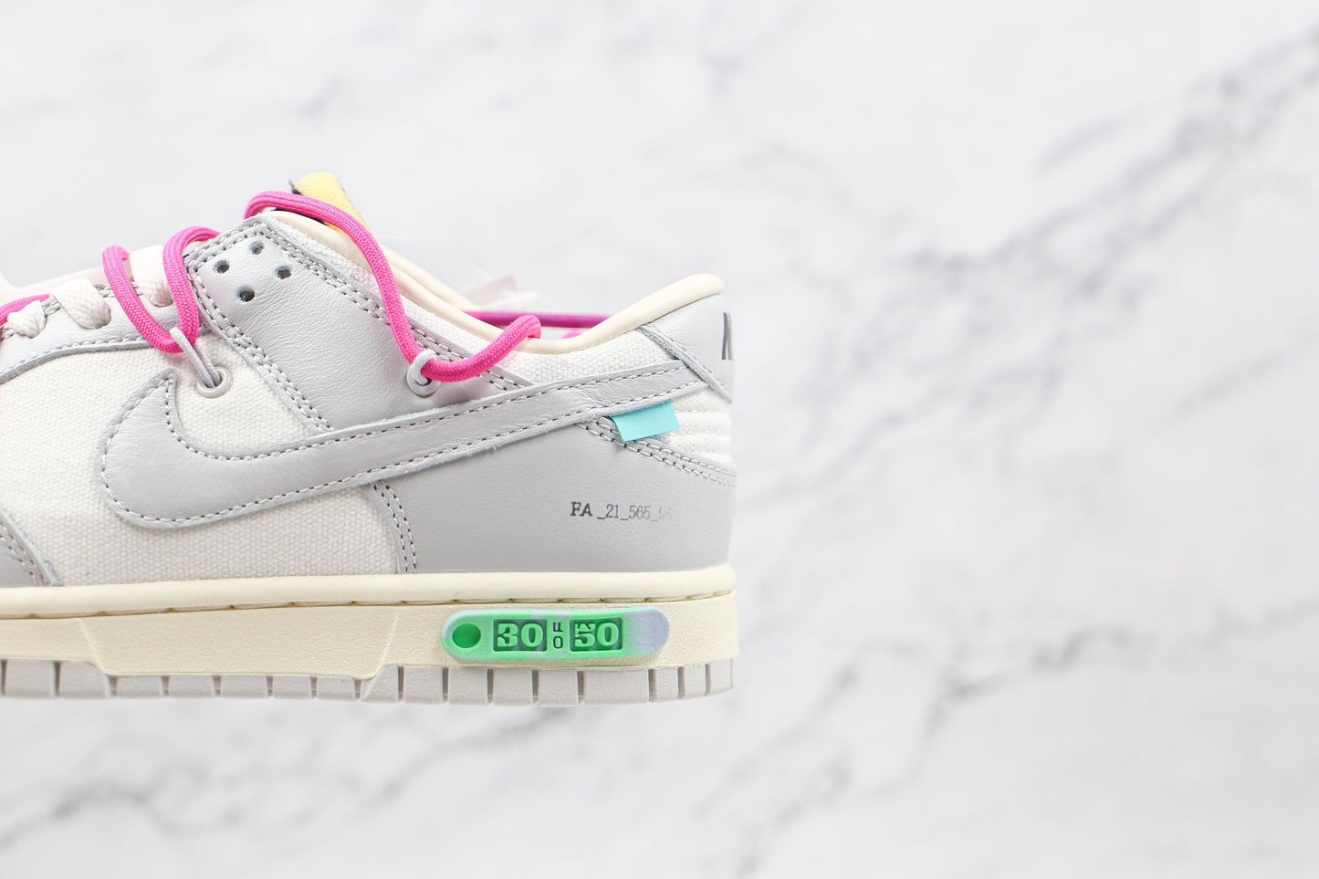 Nike Dunk Low Off White Los 30:50