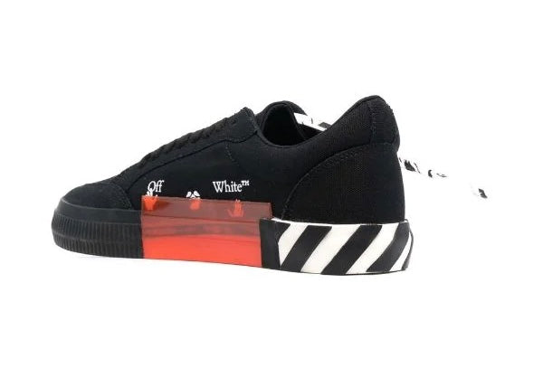 Off-White Vulc Low Schwarz Weiß Pfeil 