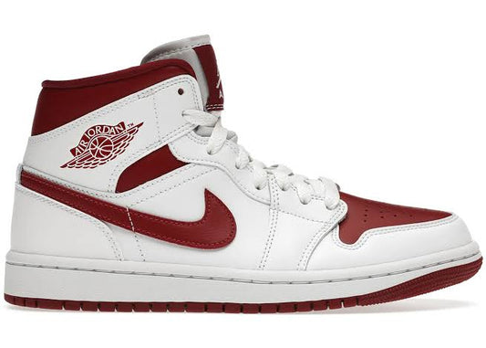 Jordan 1 Mid Reverse Chicago 