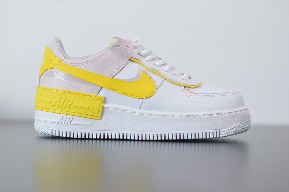 Nike Air Force 1 Shadow Weiß Barely Rose Speed ​​Gelb