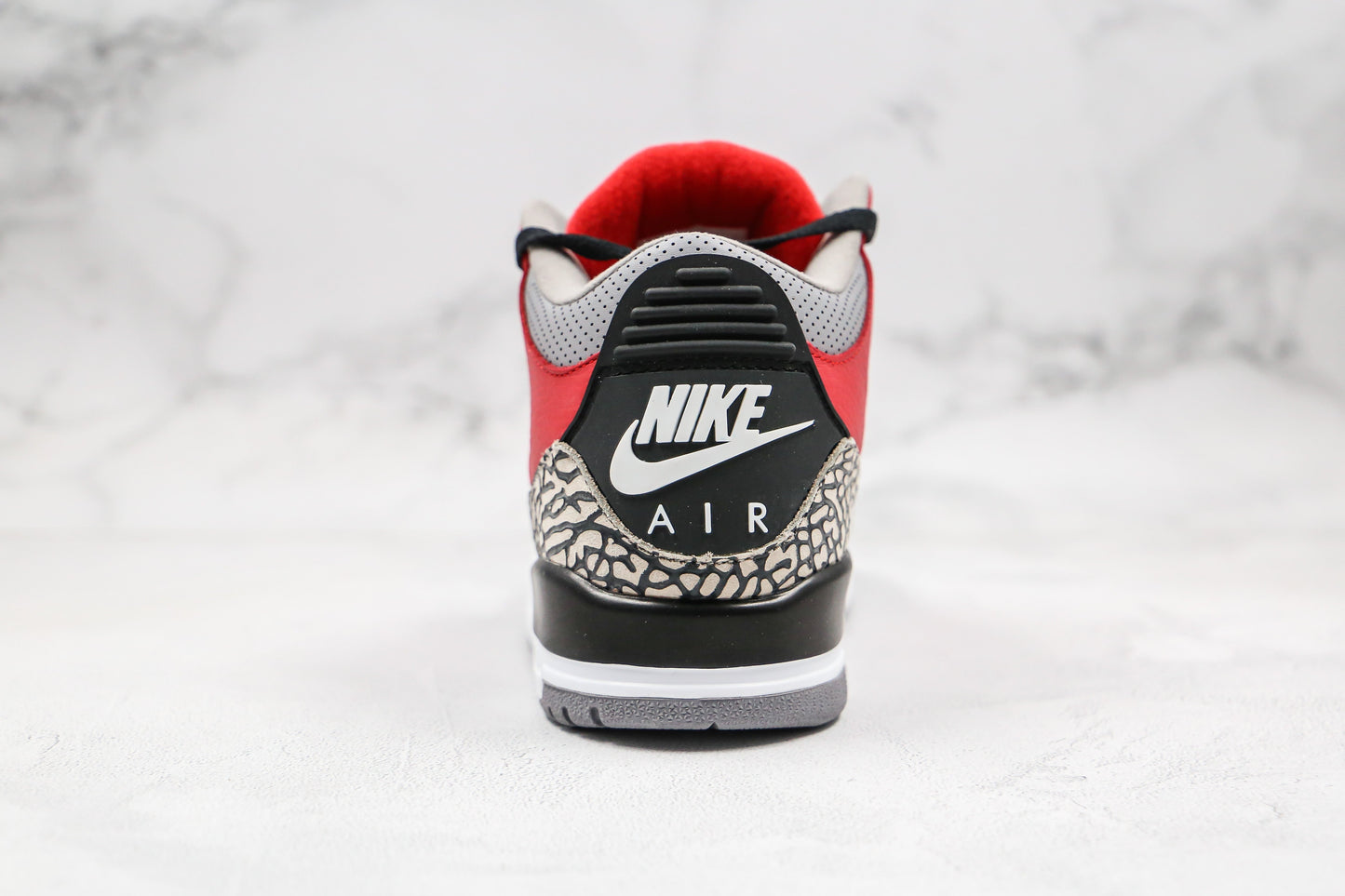 Jordan 3 Retro Unite Feuerrot