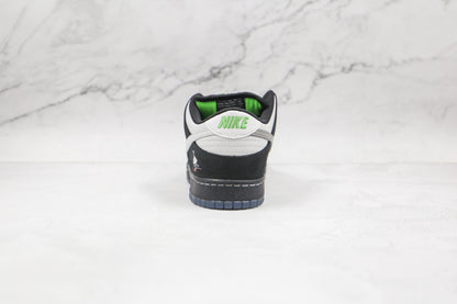 Nike SB Dunk Low Staple Panda Piccione 