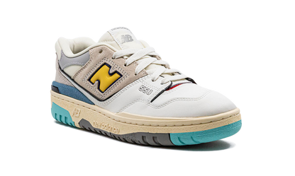 New Balance 550 Sea Salt Yellow