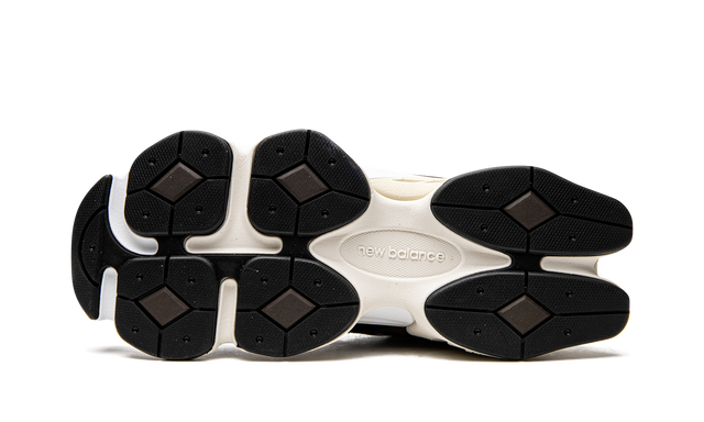 New Balance 9060 Brown