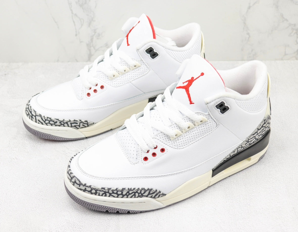 Jordan 3 Retro White Cement rivisitata 