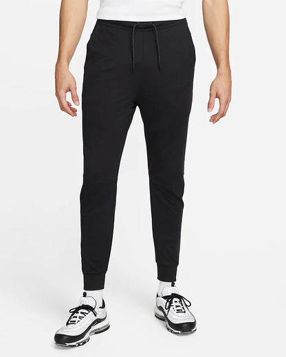 Insieme Nike Sportswear Tech Fleece Preto