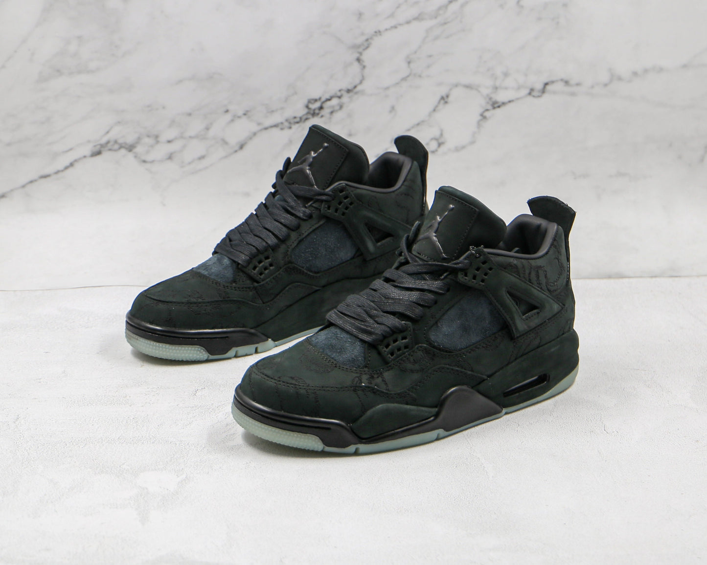 Jordan 4 Retro Kaws Nero 