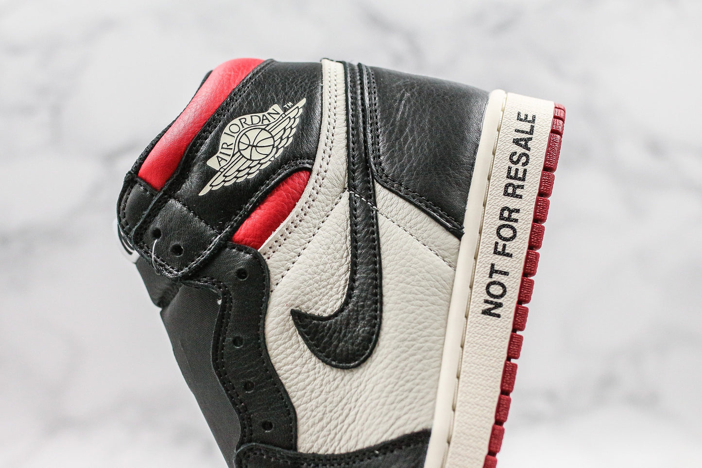 Jordan 1 Retro High "Non in vendita" Varsity Red 