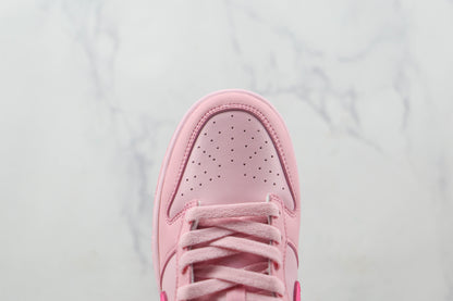 Nike Dunk Low Triple Pink (Barbie)