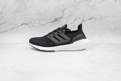 Adidas Ultraboost 21 Nero Bianco 