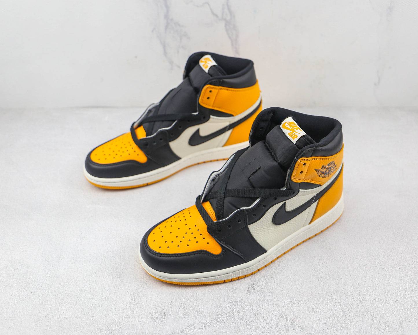 Jordan 1 Retro High Taxi Punta Gialla 