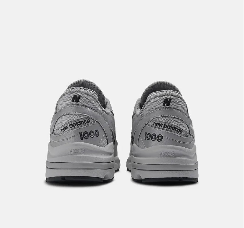 New Balance 1000 Silber Metallic Regenwolke