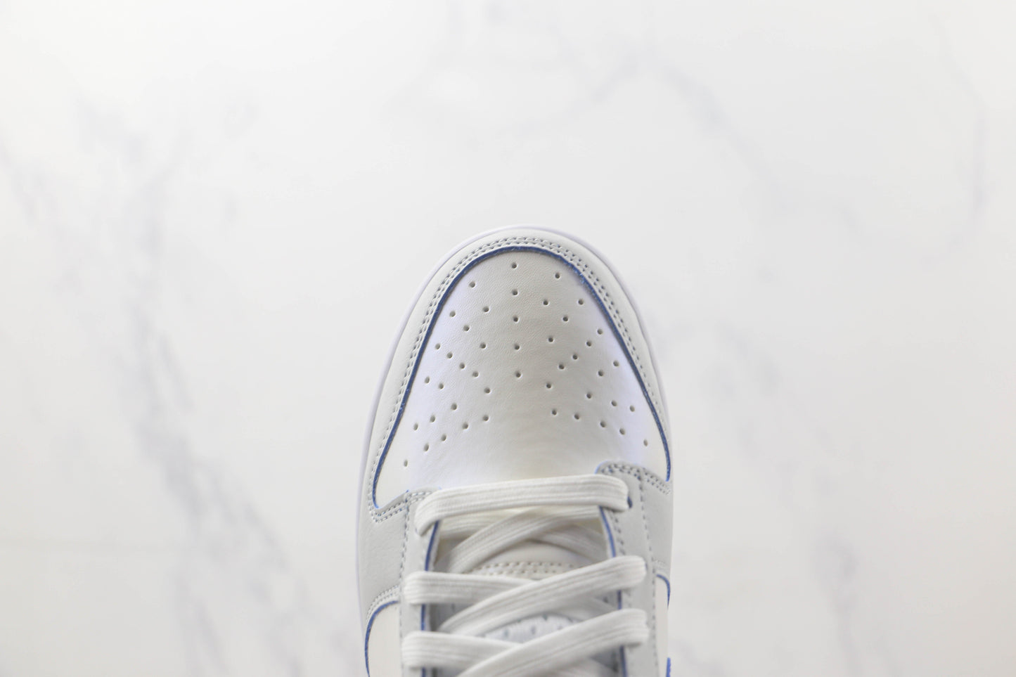 Nike Dunk Low Bianco Blu in tutto il mondo 