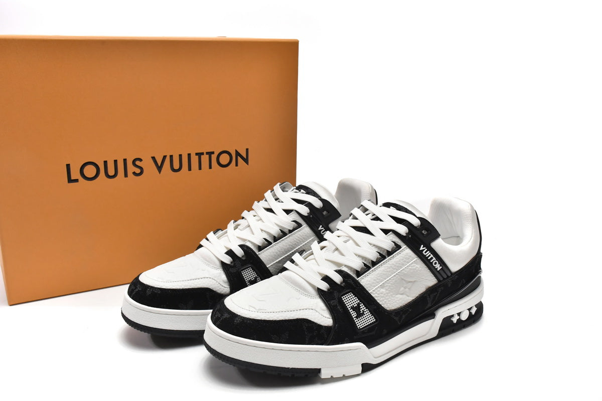 Louis Vuitton Trainer White Black