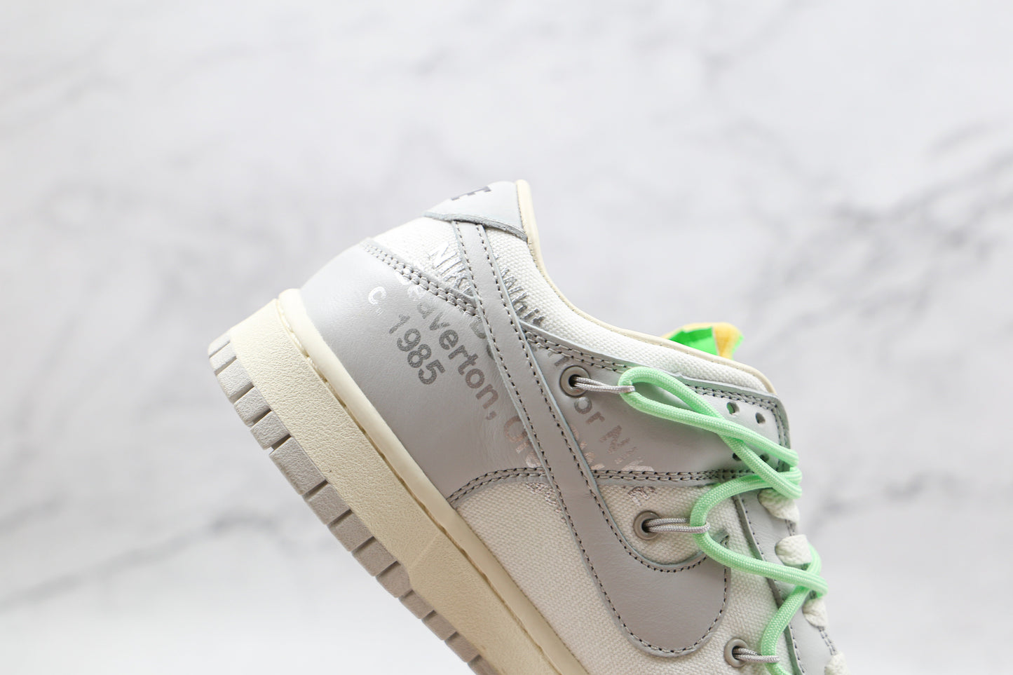 Nike Dunk Low Off White Los 07:50