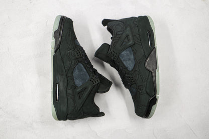 Jordan 4 Retro Kaws Nero 