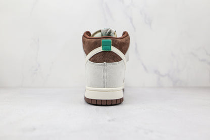 Nike Dunk High Helle Schokolade