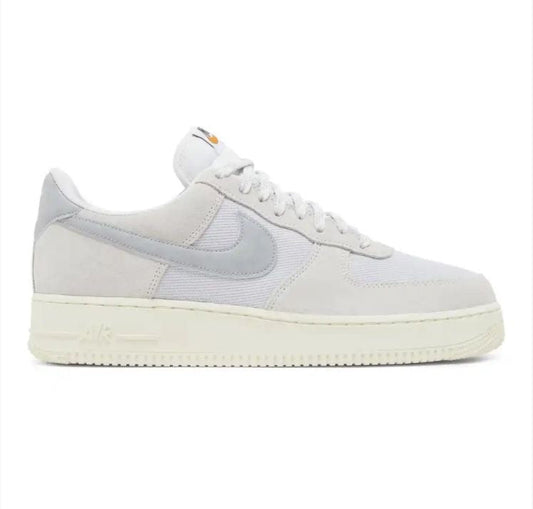 Nike Air Force 1 zertifizierter frischer Photonenstaub