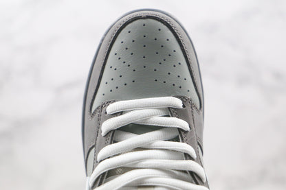 Nike SB Dunk Low Staple NYC Pigeon