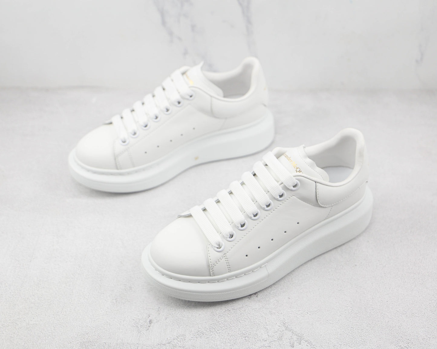 Alexander McQueen Oversize Bianco