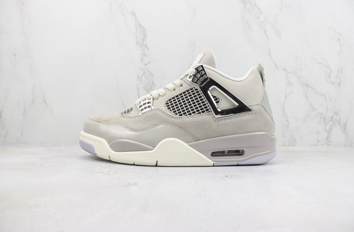 Jordan 4 Retro Momenti Congelati 