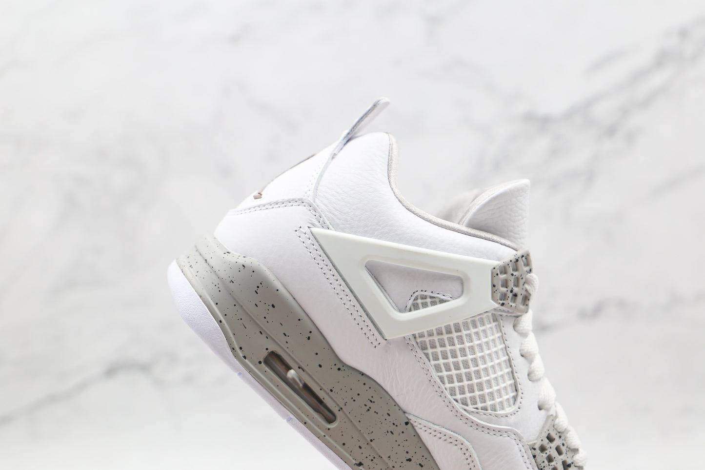 Jordan 4 Retro Bianco Oreo 