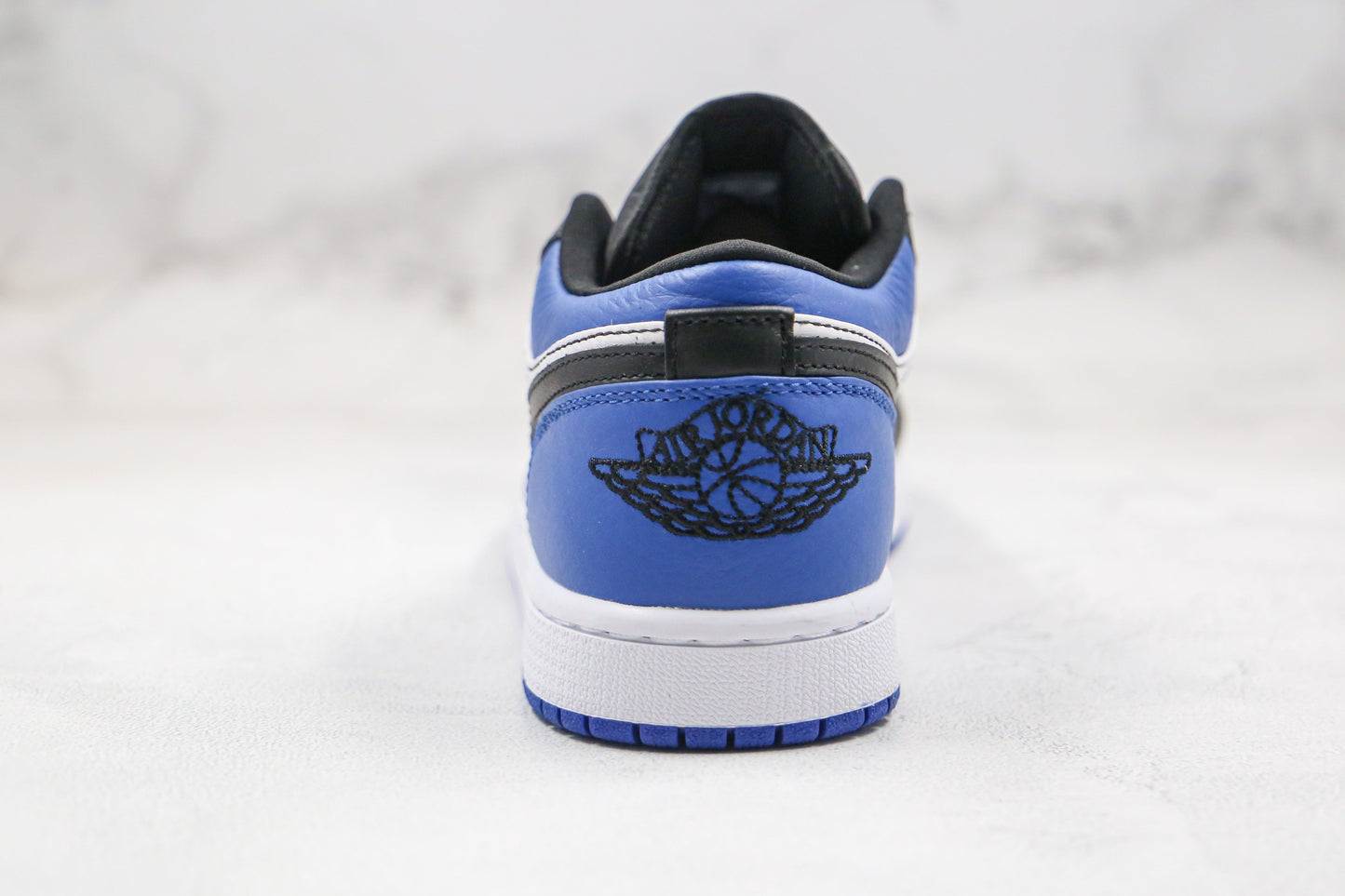 Jordan 1 Low Royal Toe 