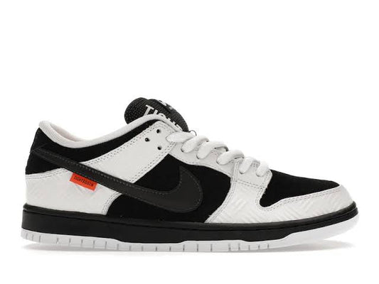 Nike SB Dunk Low TIGHTBOOTH