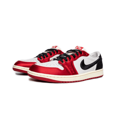 Jordan 1 Retro Low Trophäenraum