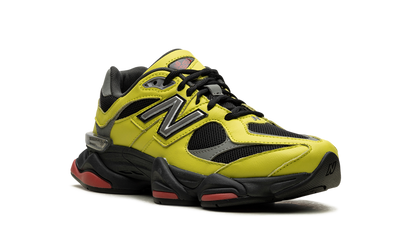 New Balance 9060 Tea Tree