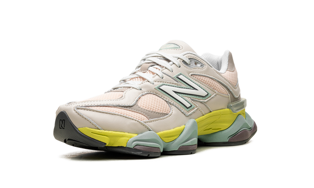 New Balance 9060 Moonbeam