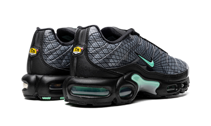 Nike Air Max Plus Spirograph