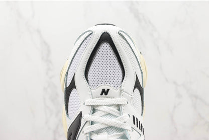 New Balance 9060 Bianco Nero 